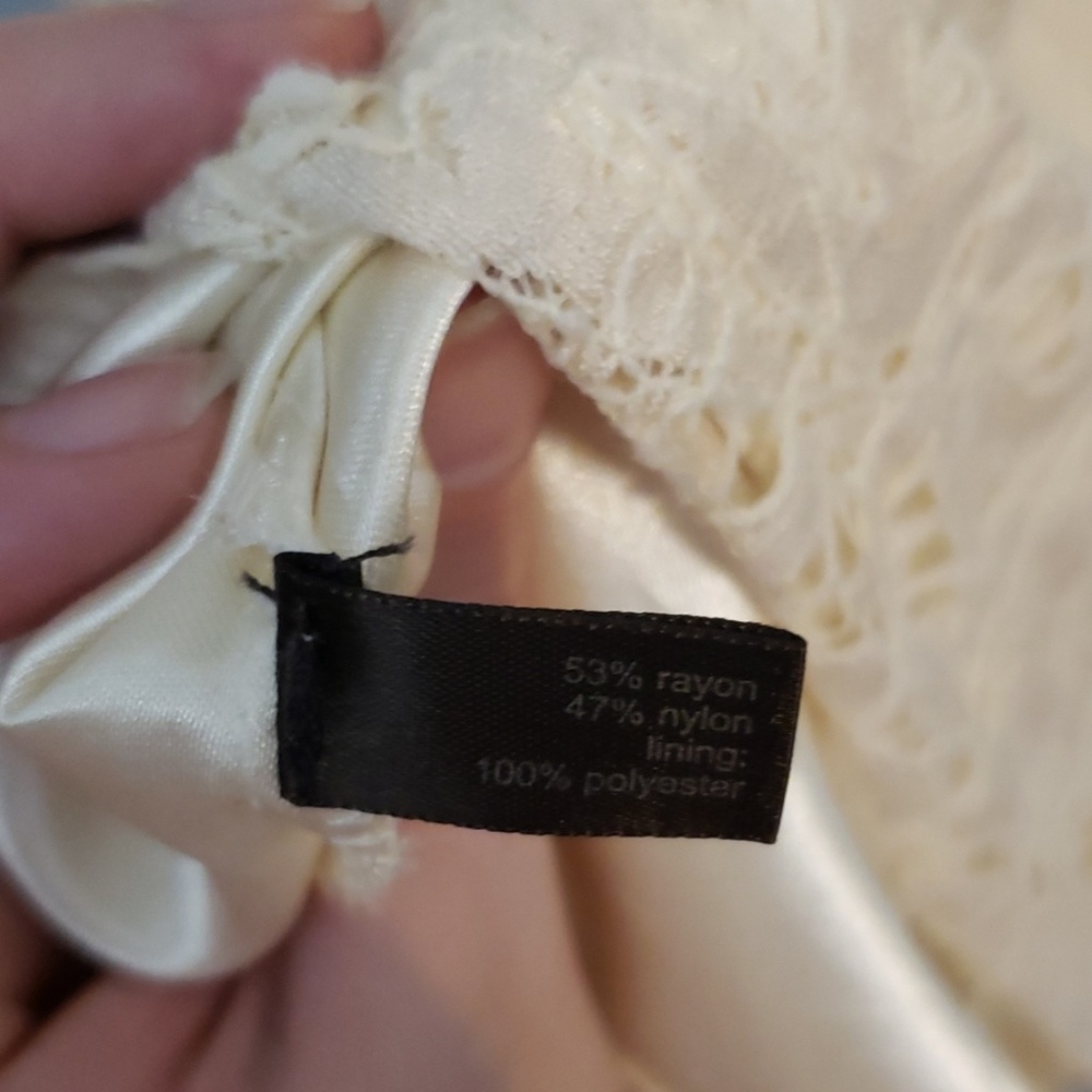 The Limited sz 6 ivory dress - Picture 8 of 8